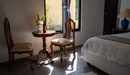 Studio Suite, Mountain View