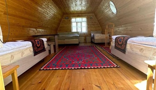 Deluxe Cabin, Lake View