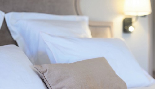 Superior Suite, 1 King Bed, Kitchen, City View
