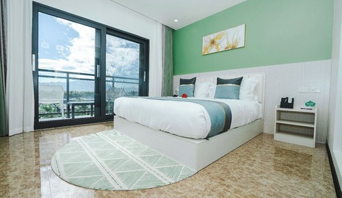Room (Garden Oceanview King)