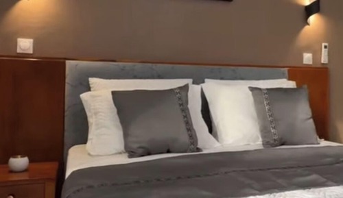 Premium Studio Suite, Pool Access
