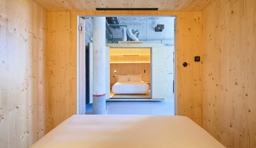 Superior Suite, City View