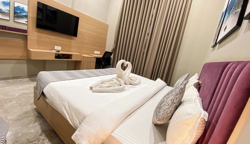 Executive Double Room, Pool View