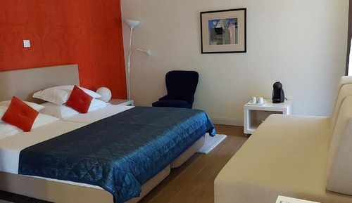 Family Double or Twin Room, Garden View
