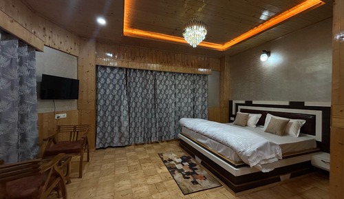 Premium Double Room, Balcony, Mountain View