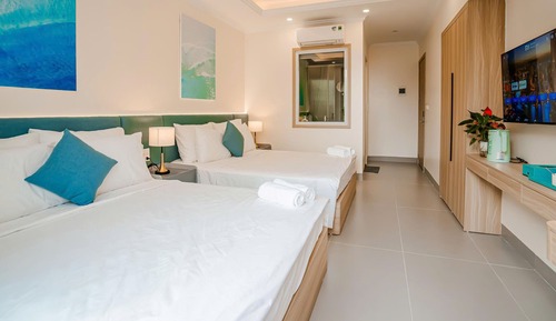 Deluxe Double or Twin Room, Balcony, City View