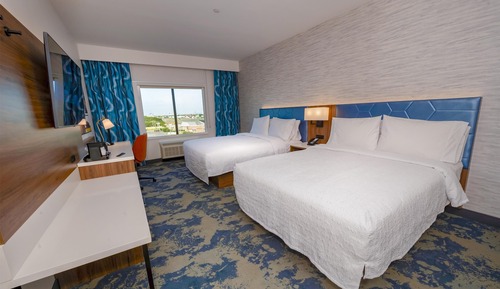 Room, 2 Queen Beds, Accessible, Bathtub (Mobility & Hearing)