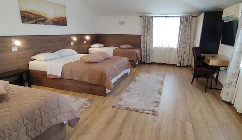 Family Suite, Courtyard View