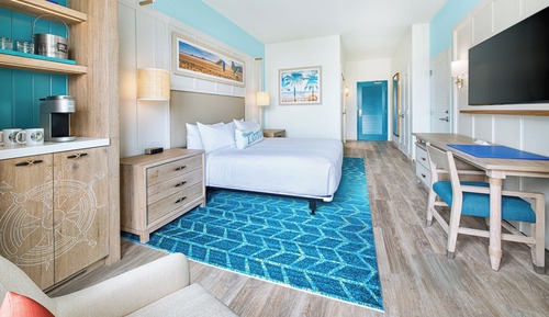 Premium Room, 1 King Bed, Patio (ADA)