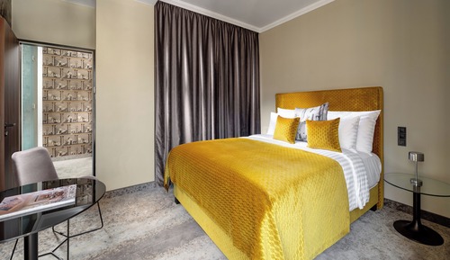 Margaret Suite