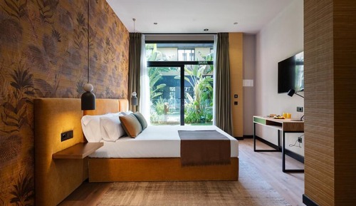 Deluxe Double Room, Garden View