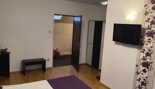 Superior Double Room, 1 King Bed, Non Smoking, Garden View