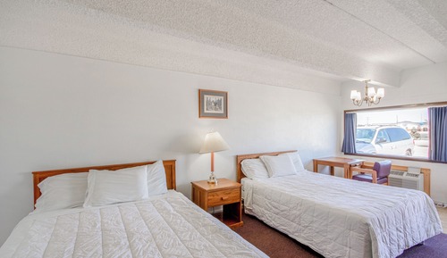 Room, 2 Queen Beds, Non Smoking