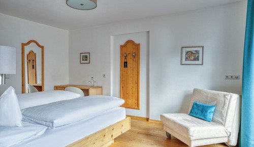 Superior Room, Mountain View