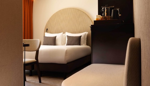 Premium Room