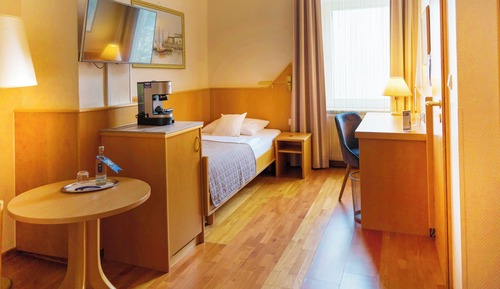 Single Room, Courtyard View