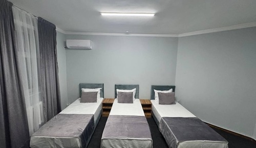 Economy Room, 3 Twin Beds