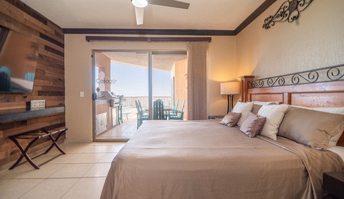 Condo, 1 King Bed, Balcony, Ocean View (Sonoran Sun SE 210)