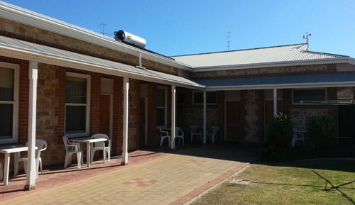Deluxe Twin Room, Multiple Beds, Patio, Courtyard View