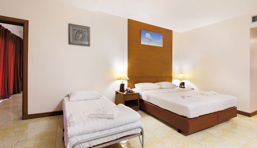 Deluxe King Room