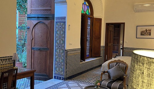 Superior Suite, Bathtub, Garden View