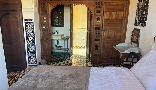 Deluxe Apartment, City View