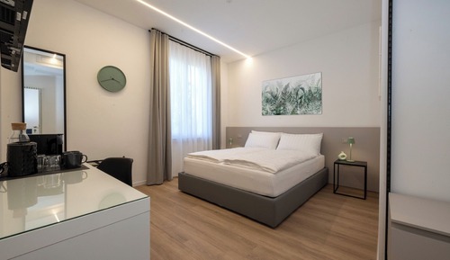 Classic Double Room, 1 Double Bed, Non Smoking, Private Bathroom