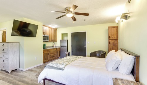 Apartment (0 Bedroom)