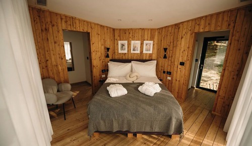 Deluxe Cabin