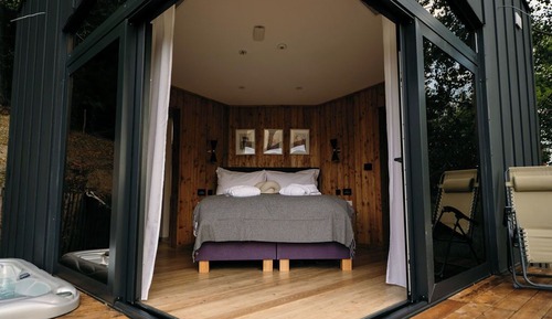 Deluxe Cabin