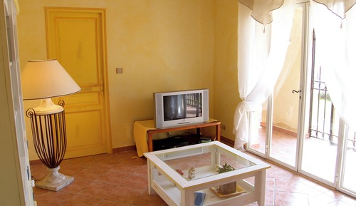Deluxe Studio Suite, Patio, Valley View
