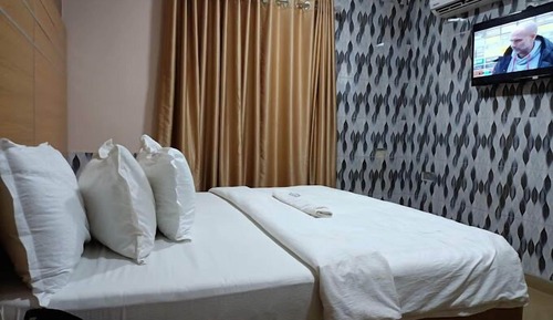 Deluxe Room, Balcony, City View