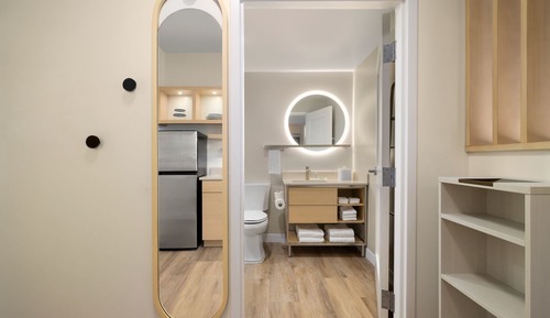 Studio Suite, 2 Queen Beds (Mobility Accessible, Tub)