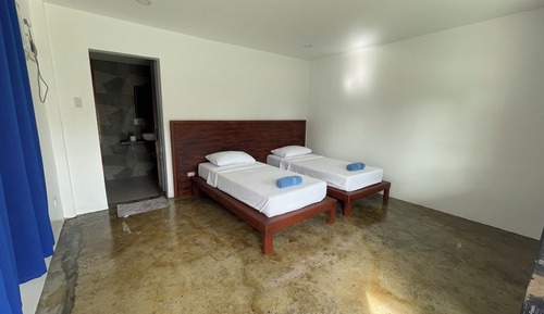 Signature Twin Room, Pool View