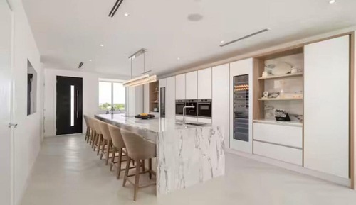 Luxury Condo, Ocean View