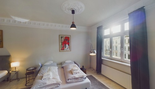 Apartment 5