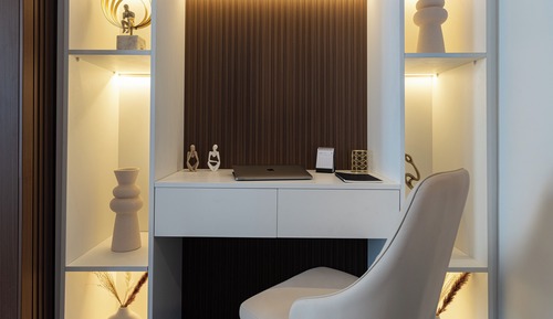Luxury Apartment, Canal View