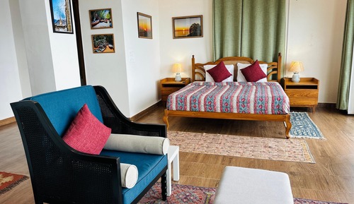 Premium Room