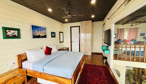 Premium Room