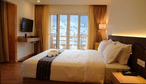 Deluxe Studio Suite