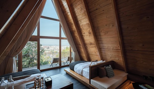 Comfort Tree House, Balcony, Hill View