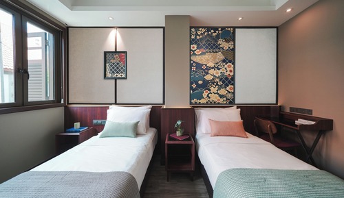 Premier Twin Room