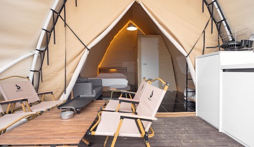 Ocean Pool Glamping (Random)