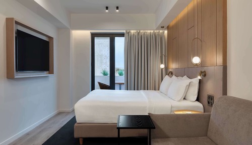 King, Deluxe Room