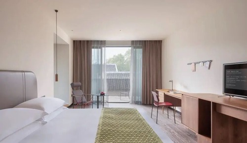 Luxury Double Room, Patio