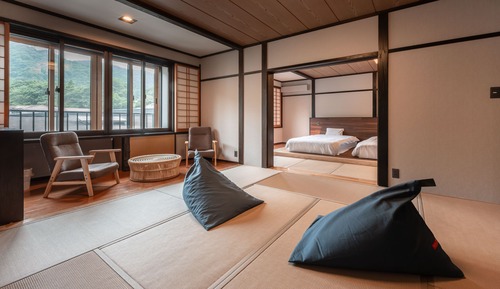 [Non-smoking] Japanese-style room 10 tatami mats + 8 tatami mats (Toilet/No bathroom)
