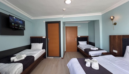 Classic Quadruple Room, Sea View