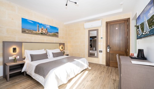 Double Room, Balcony