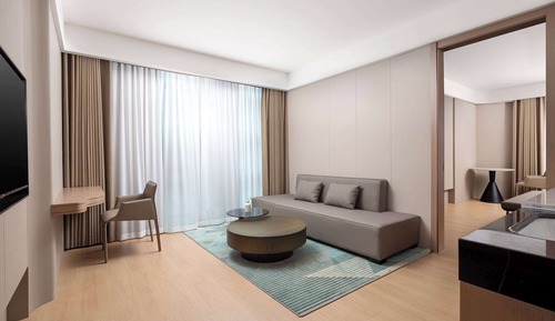 Suite, 1 King Bed, Non Smoking