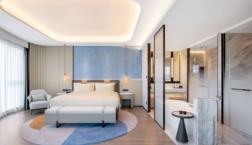 Junior Suite, 1 King Bed